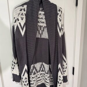 Aerie Charcoal and Cream Patterned Cardigan